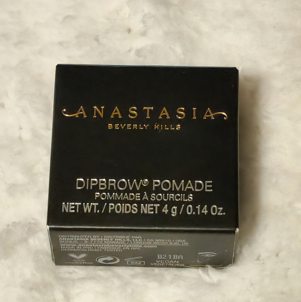 ***READ*** Anastasia Beverly Hills Dipbrow Pomade Shade: Ebony